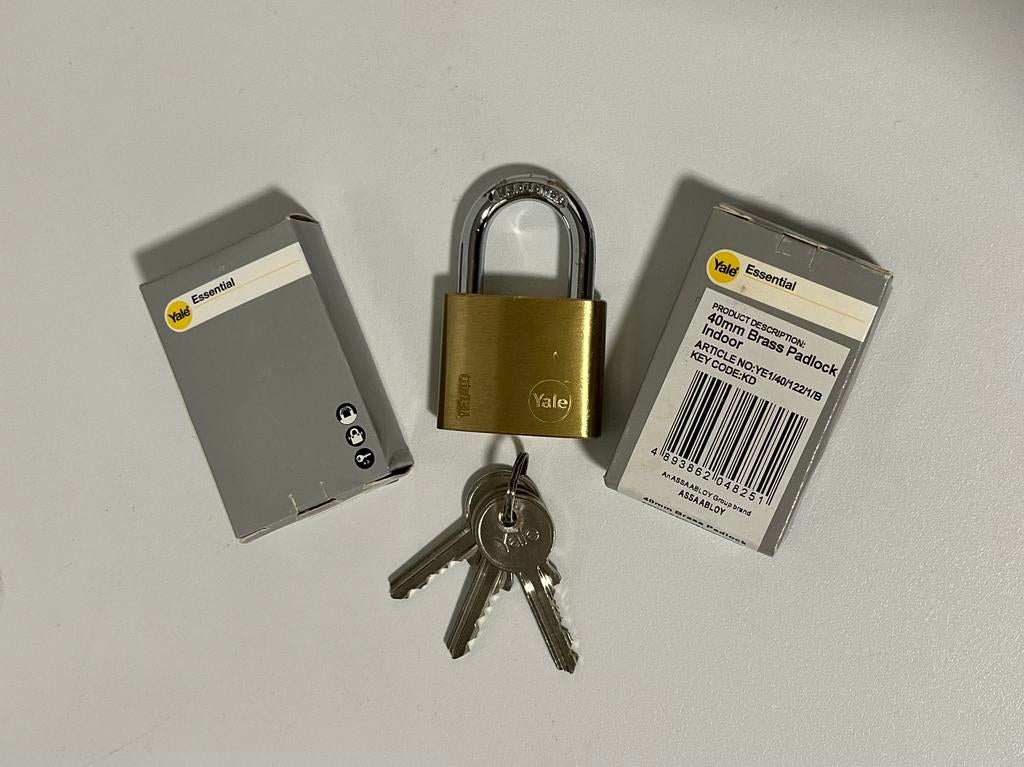 NIEUW - 36st. Yale hangslot, Bricolage & Construction, Serrurerie de bâtiment & Dispositif de fermeture, Enlèvement, Neuf, Clé