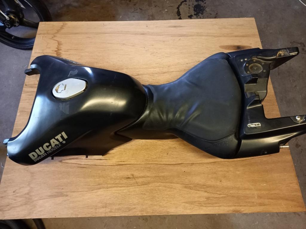 DUCATI MULTISTRADA 620 BENZINETANK, Motoren, Ophalen of Verzenden