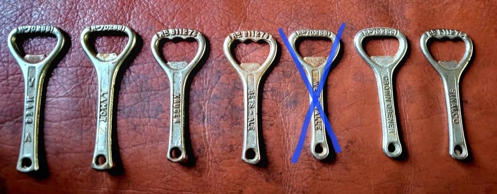 Maes Waarloos, kruger eeklo, lamot mechelen, sinalco etc..., Collections, Marques de bière, Enlèvement ou Envoi