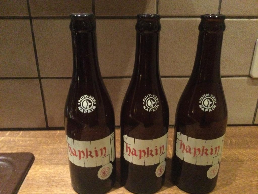 Oude bierflesje, Enlèvement, Bouteille(s)