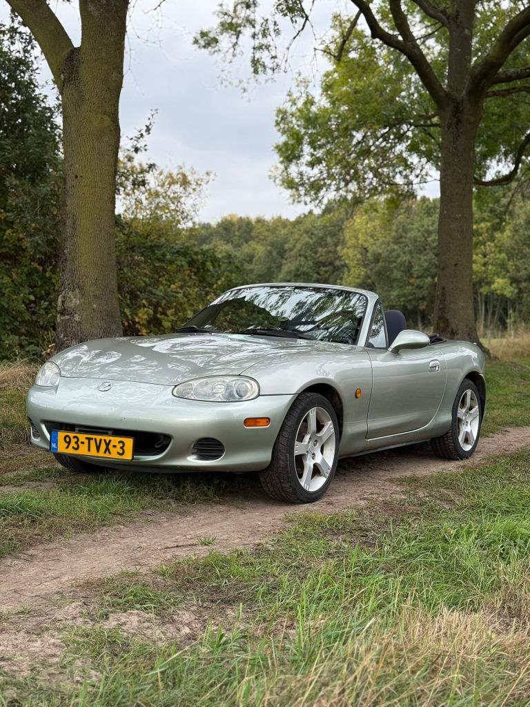 Mazda MX-5 uit 2003 | SLECHTS 93K KM | SILVERBLUES, Auto's, Mazda, 4 cilinders, Cabriolet, 1600 cc, 1010 kg