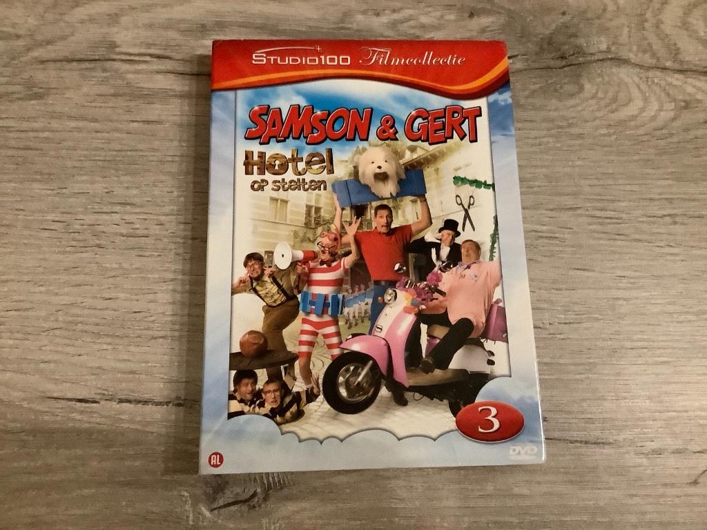 Studio 100 Samson & Gert DVD: Hotel op stelten (2009), Cd's en Dvd's, Verzenden, Zo goed als nieuw, 6 tot 9 jaar