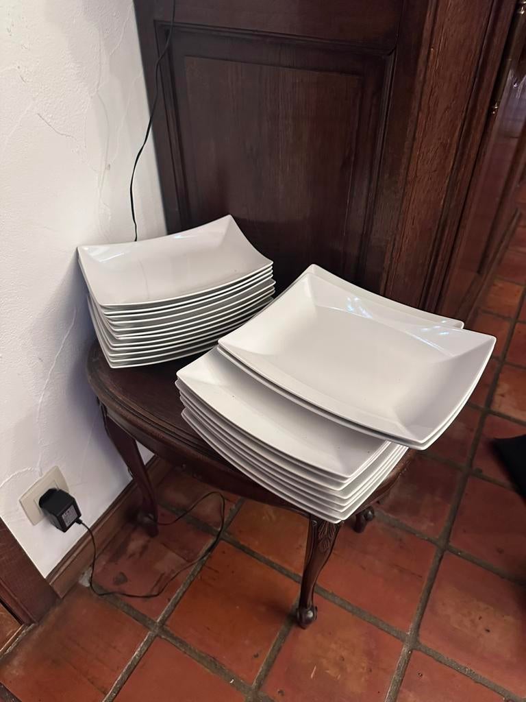 Ikea set rechthoekige borden, Huis en Inrichting, Keuken | Servies, Ophalen, Zo goed als nieuw, Bord(en)