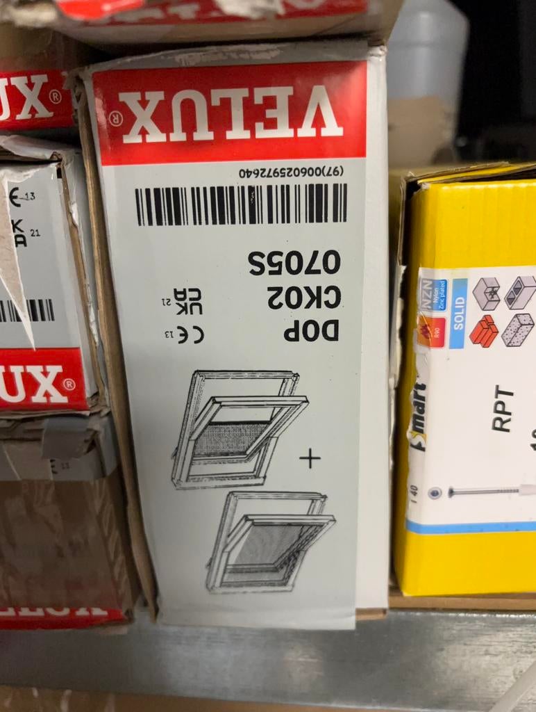 DOP SK02 4 pack store occultant et le pare soleil VELUX, Bricolage & Construction, Fenêtres & Moustiquaires, Enlèvement, Comme neuf