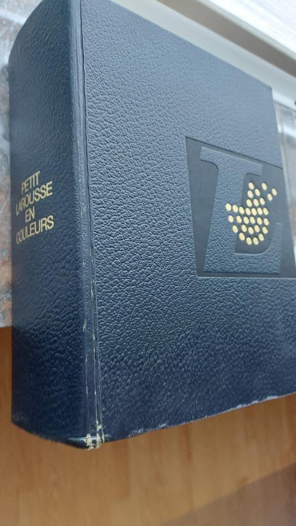 Petit Larousse en couleurs, Livres, Enlèvement ou Envoi, Comme neuf, Librairie Larousse, Français