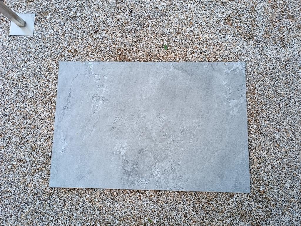 6 keramische tegels grijs - 90x60 cm, Ophalen, Zo goed als nieuw