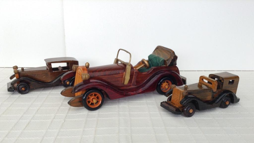 Set van 3 houten retro miniatuur oldtimers, Ophalen of Verzenden, Zo goed als nieuw