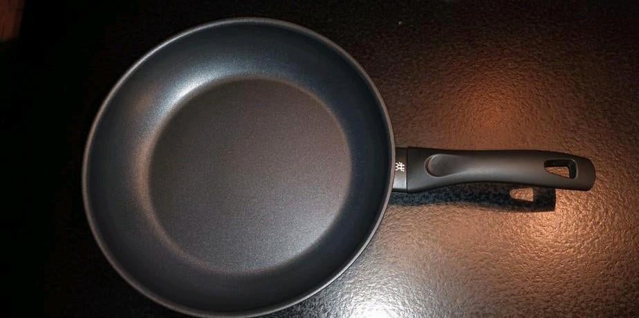 Zwilling poêle 28 cm, Ophalen, Nieuw, Aluminium, Koekenpan of Braadpan