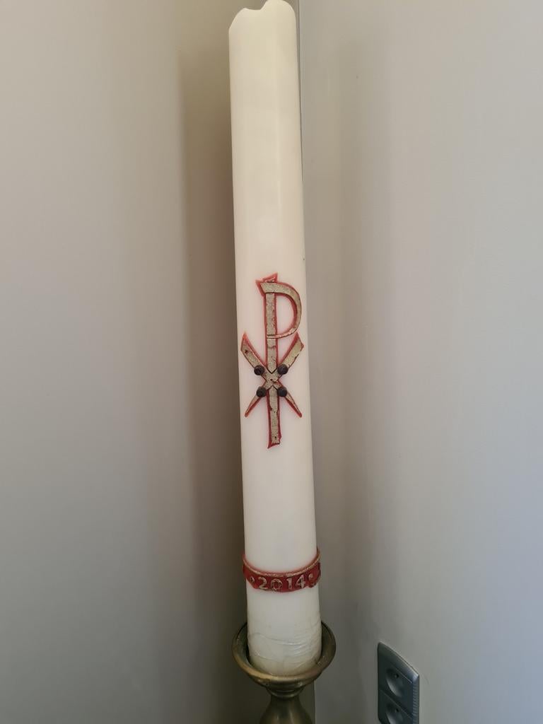 Paaskaars 24 jaartal 2014 grote kaars, Huis en Inrichting, Woonaccessoires | Kandelaars en Kaarsen, Gebruikt, Kaars, 75 cm of meer