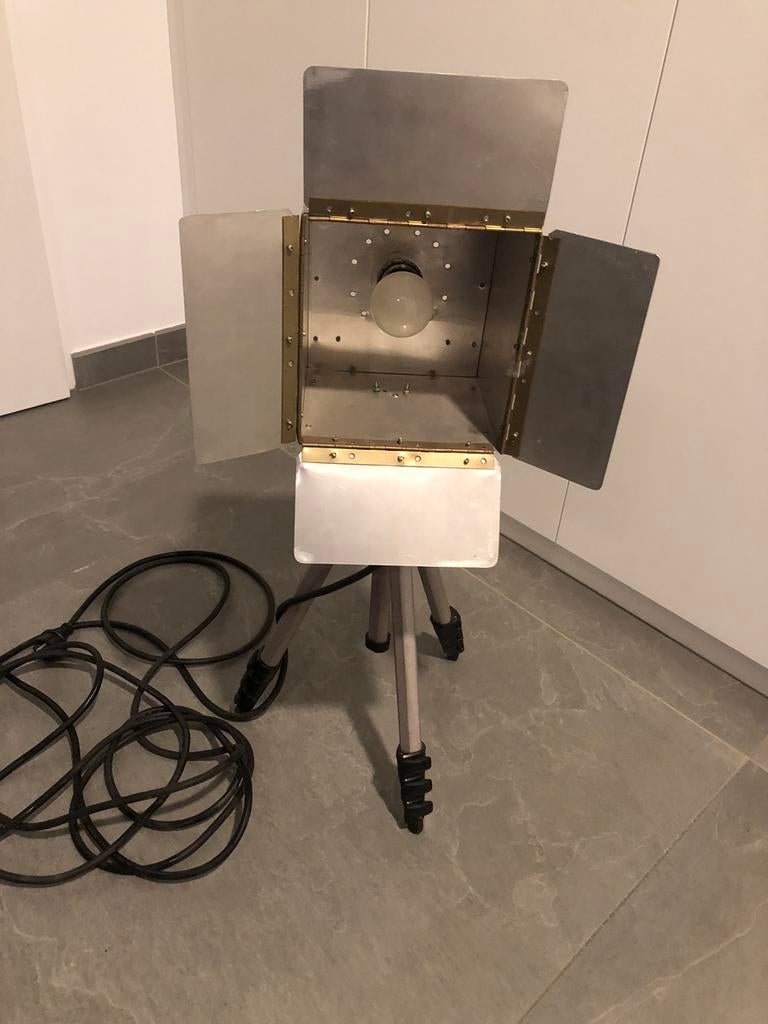 Stoere lamp op statief, Huis en Inrichting, Ophalen, Zo goed als nieuw