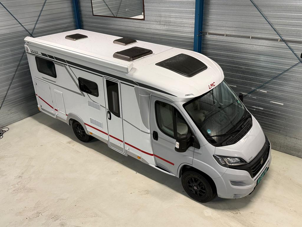 Lmc V 646G, Caravans en Kamperen, Fietsendrager, Particulier, Airconditioning, LMC