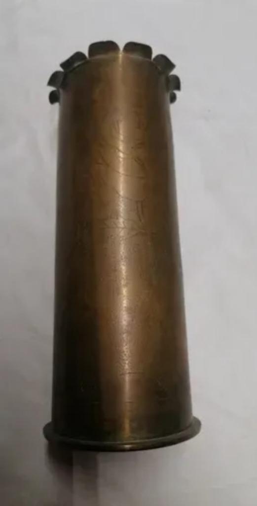 Douille gravée 75mm AEG 1915 WW1, Collections, Envoi, Autres, Objet d'art
