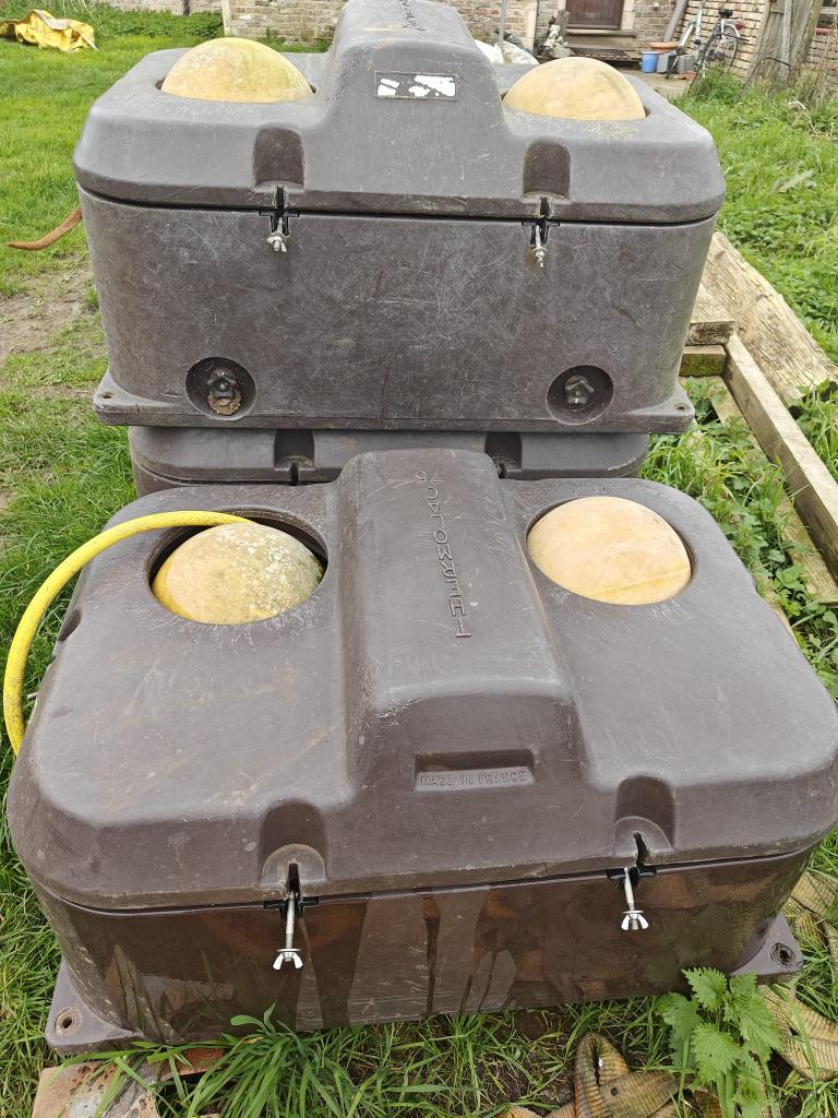 Réservoir d'eau automatique résistant au gel, Animaux & Accessoires