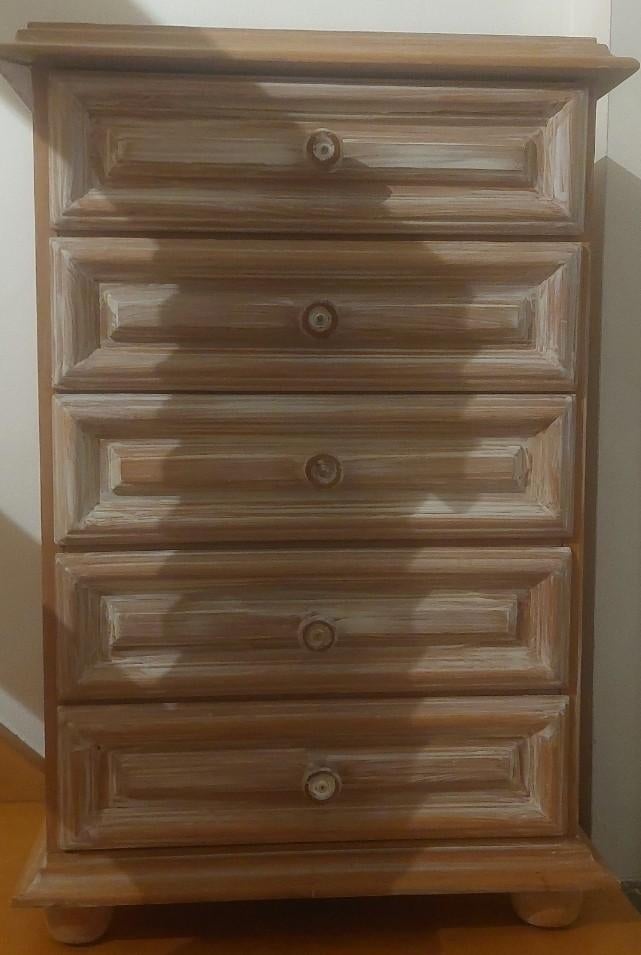 Petite commode / chiffonnier en bois massif patiné – 5 tiroi, Huis en Inrichting, Kasten | Ladekasten, Ophalen