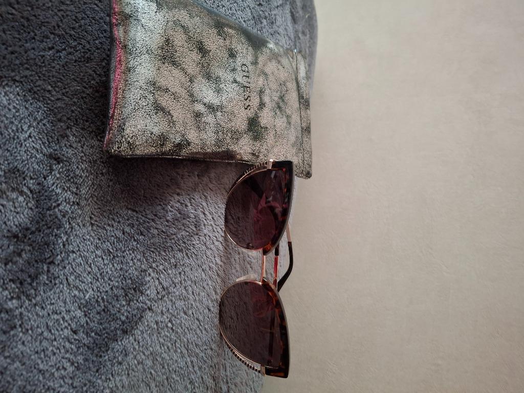 Lunettes solaires, Enlèvement, Lunettes