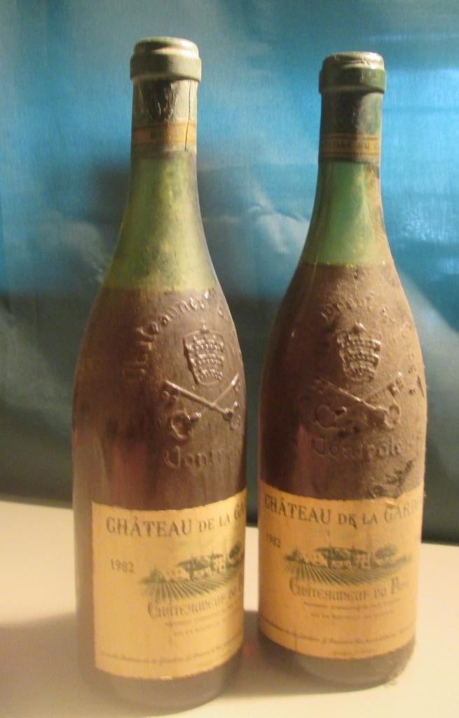 2x Chateau de la Gardine - Chateauneuf-du-Pape - 1982, Verzamelen, Wijnen, Frankrijk, Ophalen of Verzenden, Zo goed als nieuw