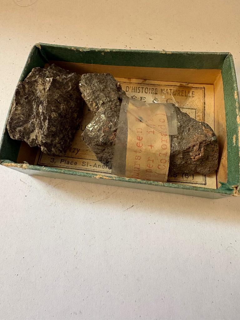 Vuursteen uit Colorado 80g, Ophalen