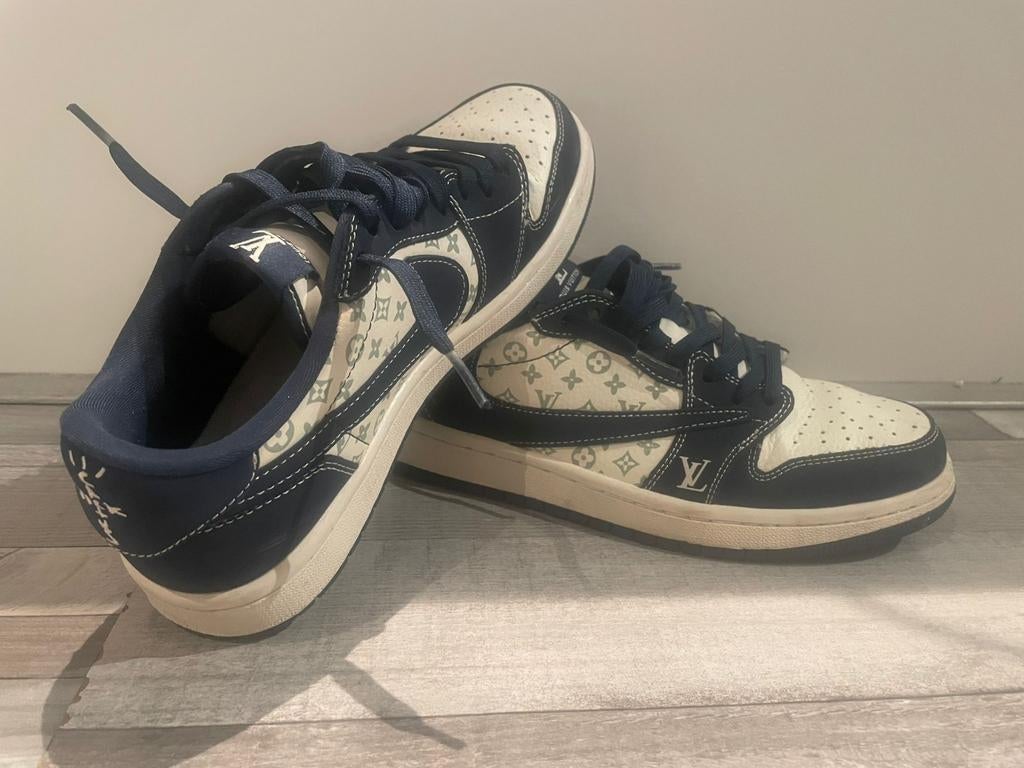 Nike LV chaussures, Vêtements | Hommes, Chaussures, Neuf, Enlèvement ou Envoi, Nike, Bleu