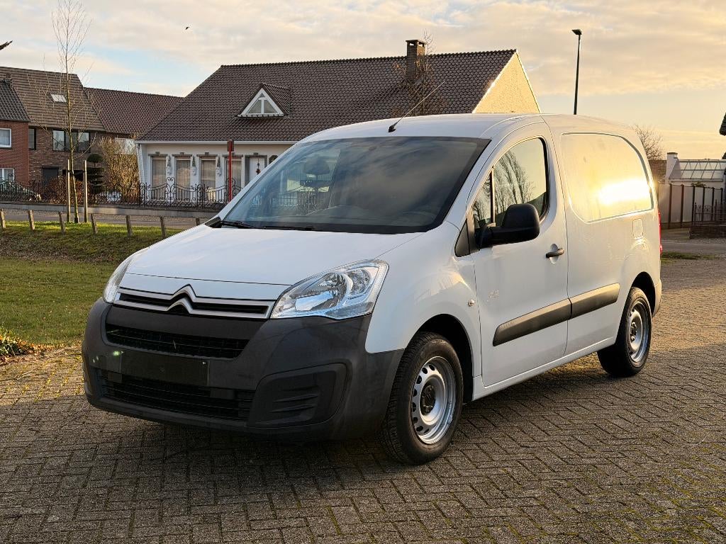 Citroen Berlingo 1.6 BlueHDi 75 FAP Profi * Airco * Euro 6 *, Auto's, Citroën, Voorwielaandrijving, 4 cilinders, Wit, Electronic Stability Program (ESP)