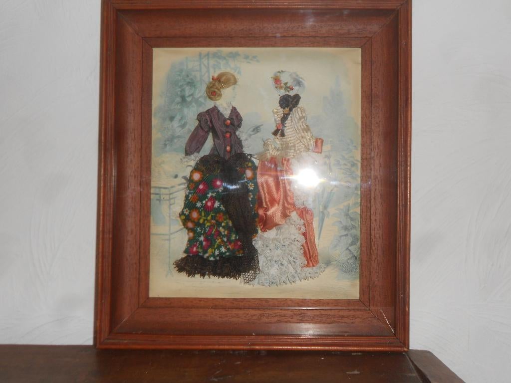 raamkozijn (dames in victoriaanse jurk/kant) cc, Ophalen of Verzenden