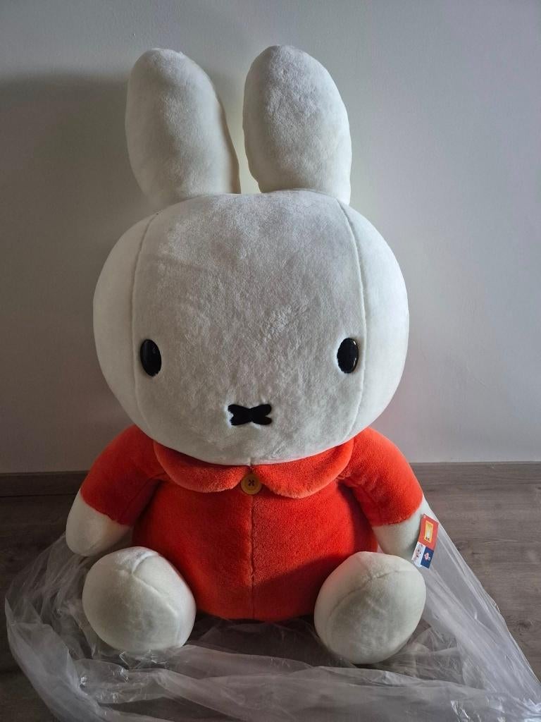 Nijntje met kraaloogjes 1 meter. Nieuw in doos, Kinderen en Baby's, Speelgoed | Knuffels en Pluche, Nieuw, Nijntje, Ophalen