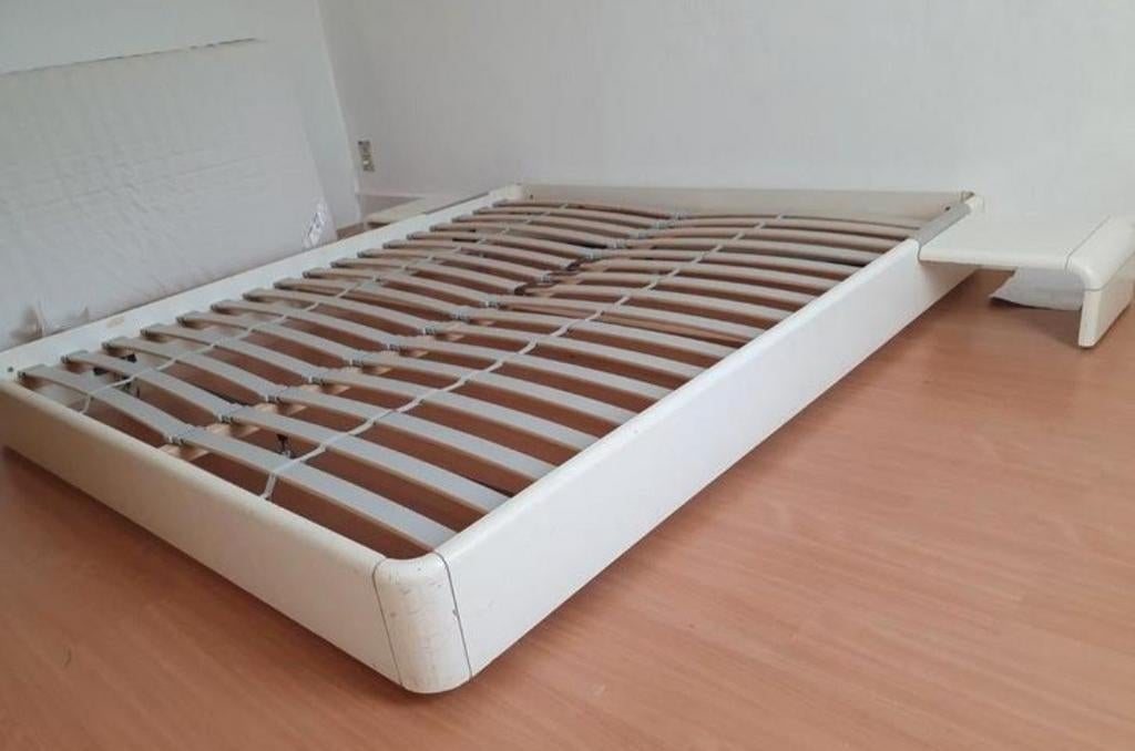 Grand Lit double 1m80 King size  Univers du sommeil, Maison & Meubles, Enlèvement, Blanc, Bois, 180 cm