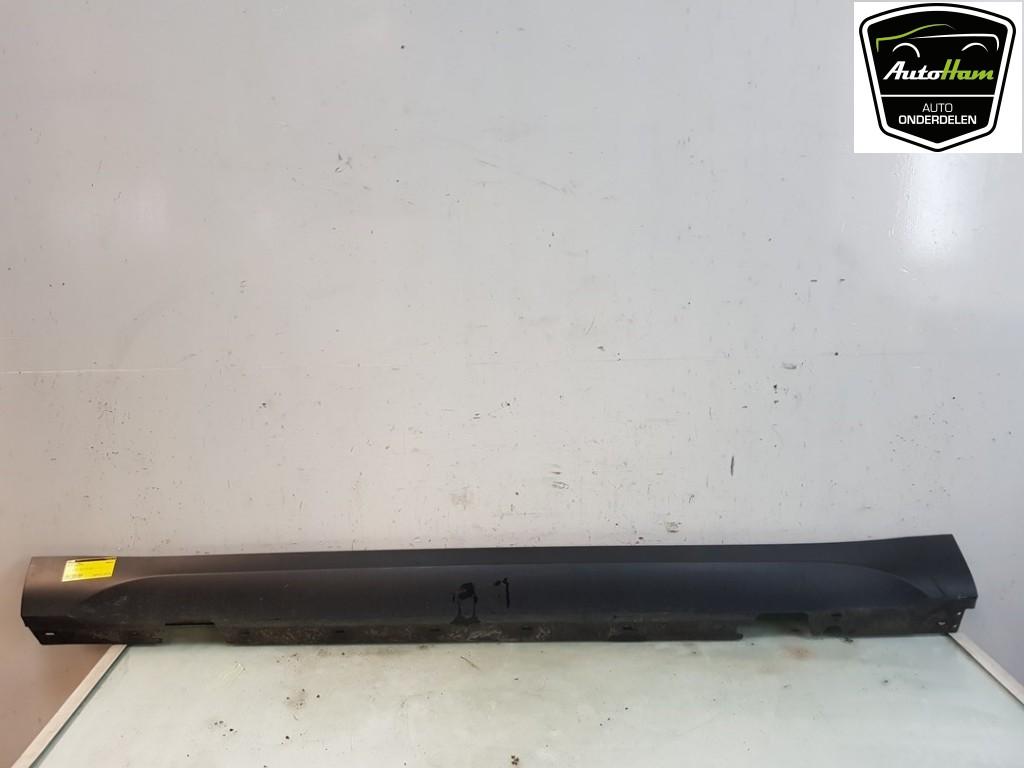 SIDESKIRT LINKS BMW X1 (E84) (|51772990169|), Gebruikt, Links, BMW