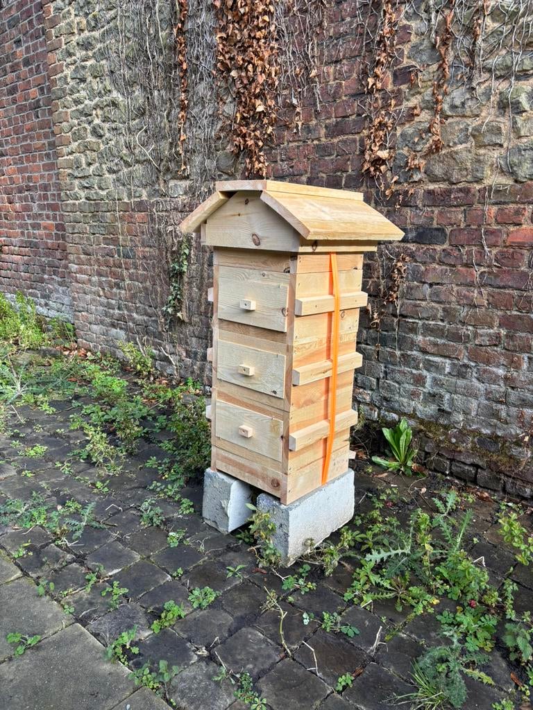 Ruche écologique type warré, Enlèvement, Comme neuf