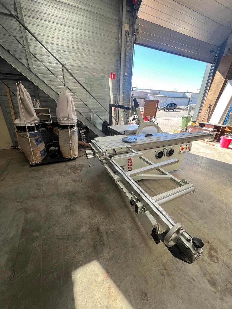 Paneelzaag met stofafzuiging, Articles professionnels, Machines & Construction | Travail du bois, Enlèvement