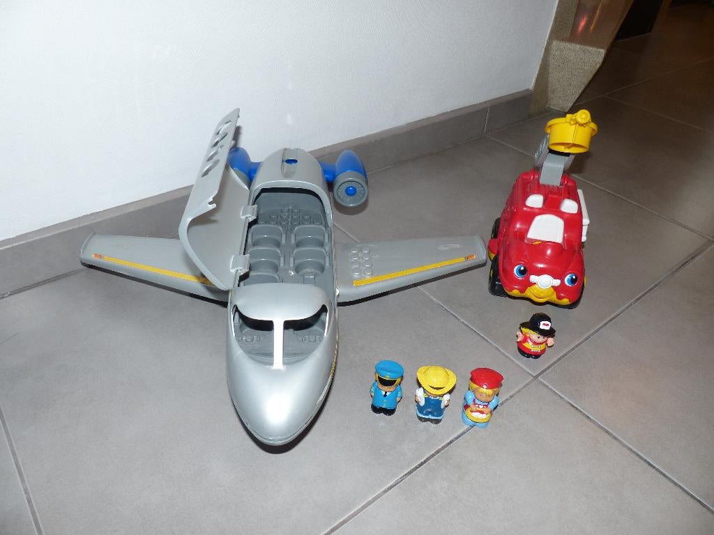 Avion Ecoiffier et camion de pompiers, Enfants & Bébés, Jouets | Véhicules en jouets, Utilisé, Enlèvement ou Envoi