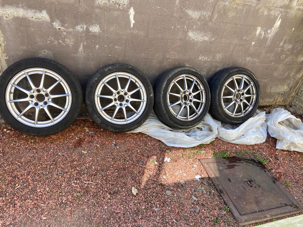 4 jantes Mercedes (+pneus), Enlèvement, Pneu(s)