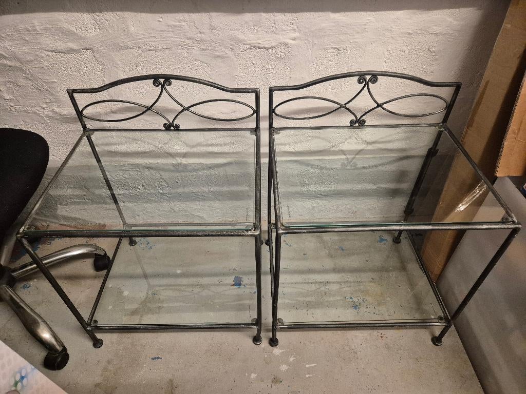 2 nachtkastjes, nachtkastjes of bijzettafels, Ophalen, Gebruikt, Glas