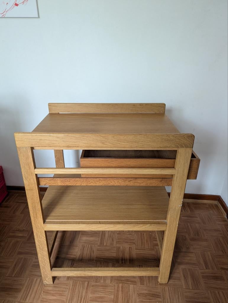 Verzorgingstafel, Enlèvement