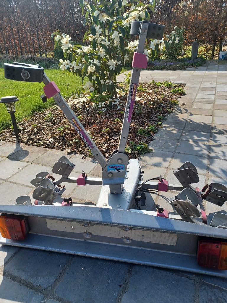 Kantelbaar fietsenrek, Enlèvement, 2 vélos, Utilisé, Support d'attelage
