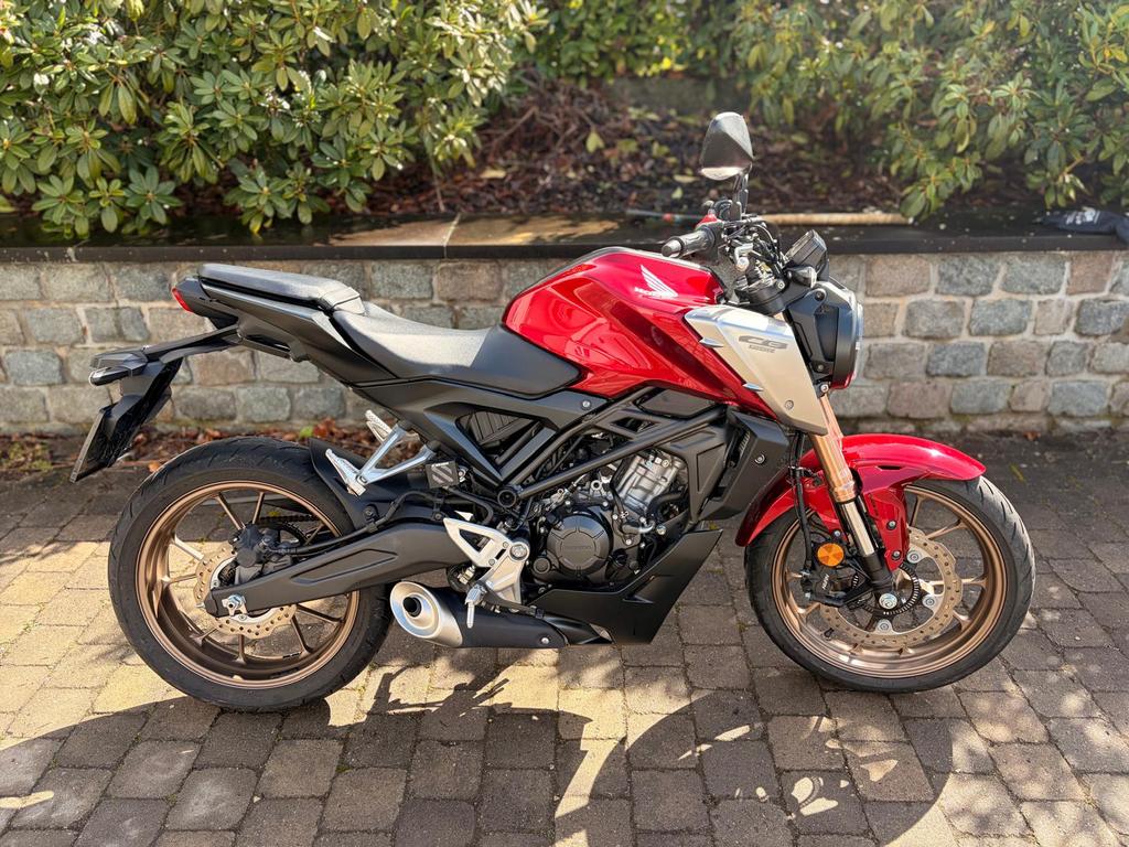 Honda CBR 125 2023, Motos, Particulier, Éclairage LED, 125 cm³, Jusqu'à 11 kW