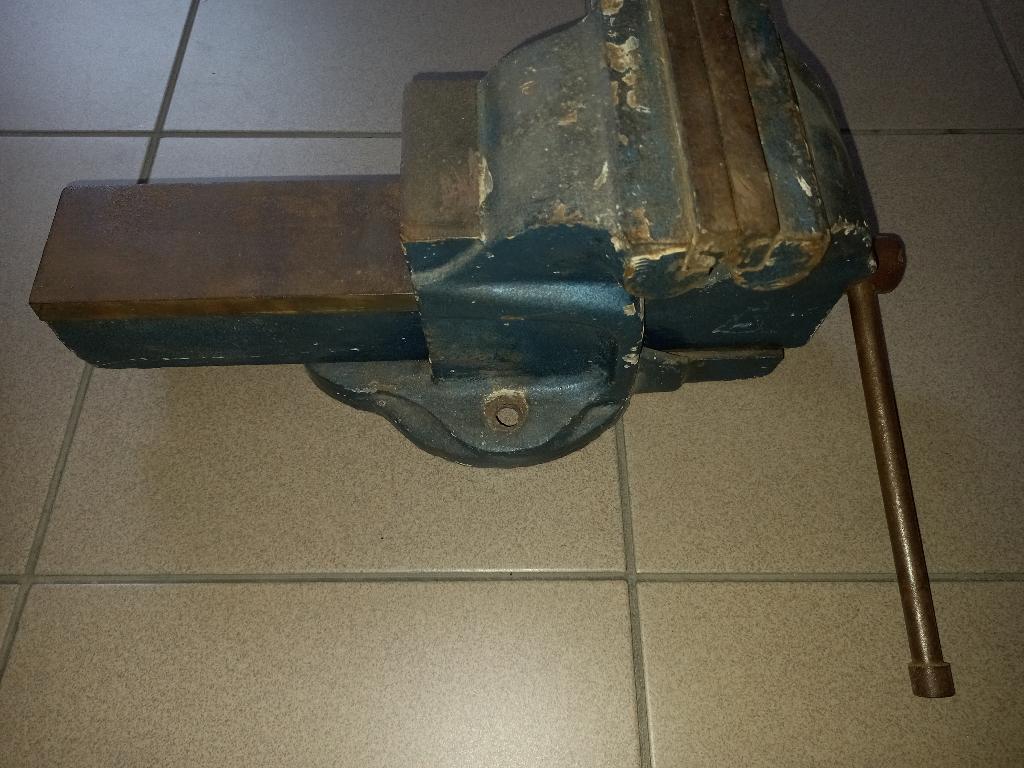 Bankschroef, Ophalen, Gebruikt, 120 tot 170 cm, Bankschroef