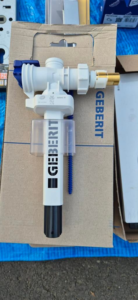 2 robinets flotteurs wc GEBERIT, Enlèvement, Neuf