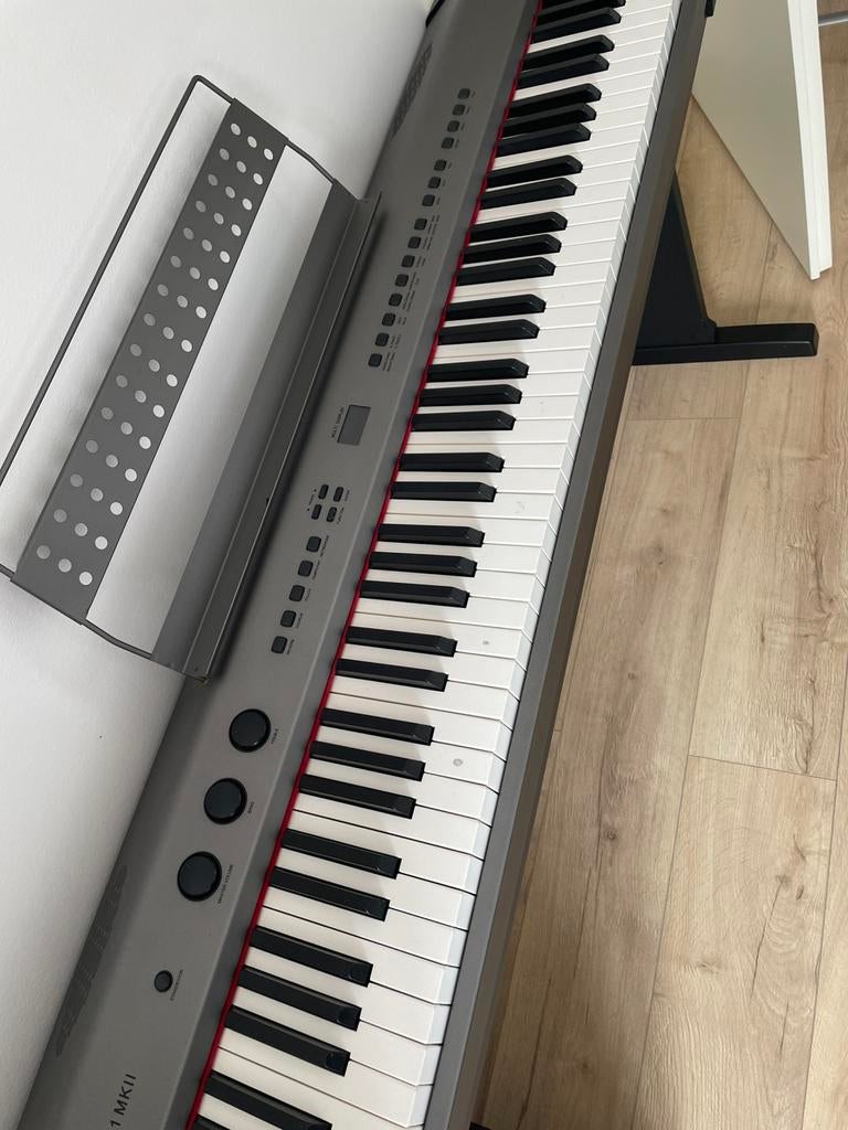 HEMINGWAY digitale piano DP-201 MK II AT, Muziek en Instrumenten, Ophalen, Piano, Digitaal