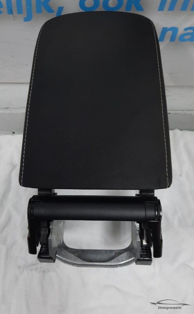 Armsteun VW Golf 7 zwart stof in nette staat. Van 2015, Auto-onderdelen, Gebruikt, -, Volkswagen, -