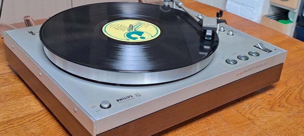 Philips platenspeler, Audio, Tv en Foto, Philips, Automatisch, Ophalen of Verzenden, Zo goed als nieuw