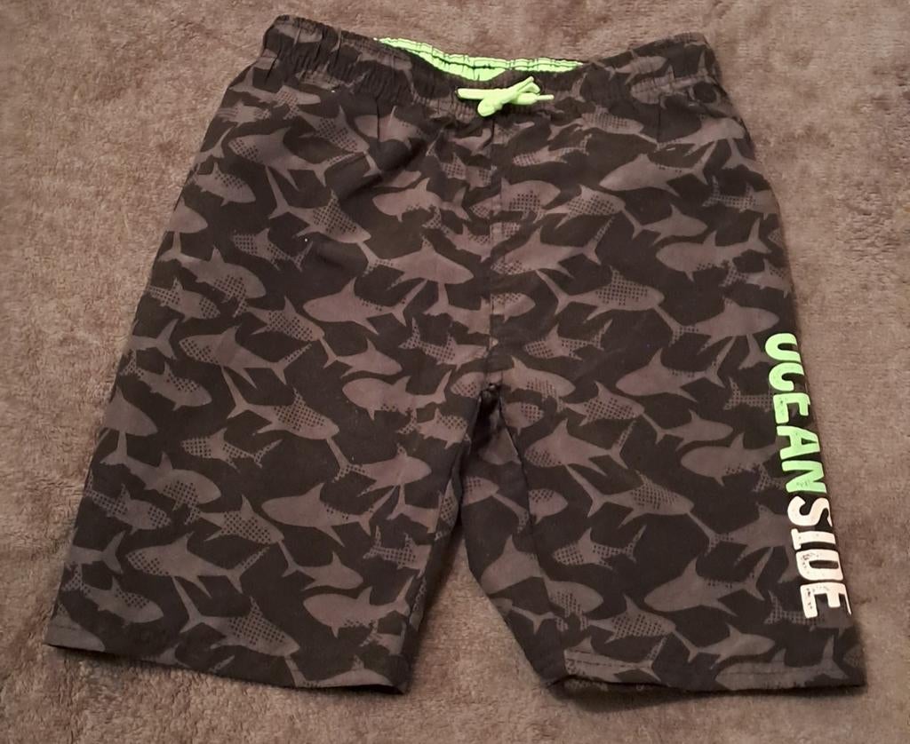 short de bain (taille 134-140), Enfants & Bébés, Enlèvement ou Envoi, Comme neuf, Garçon, Vêtements de sport ou Maillots de bain