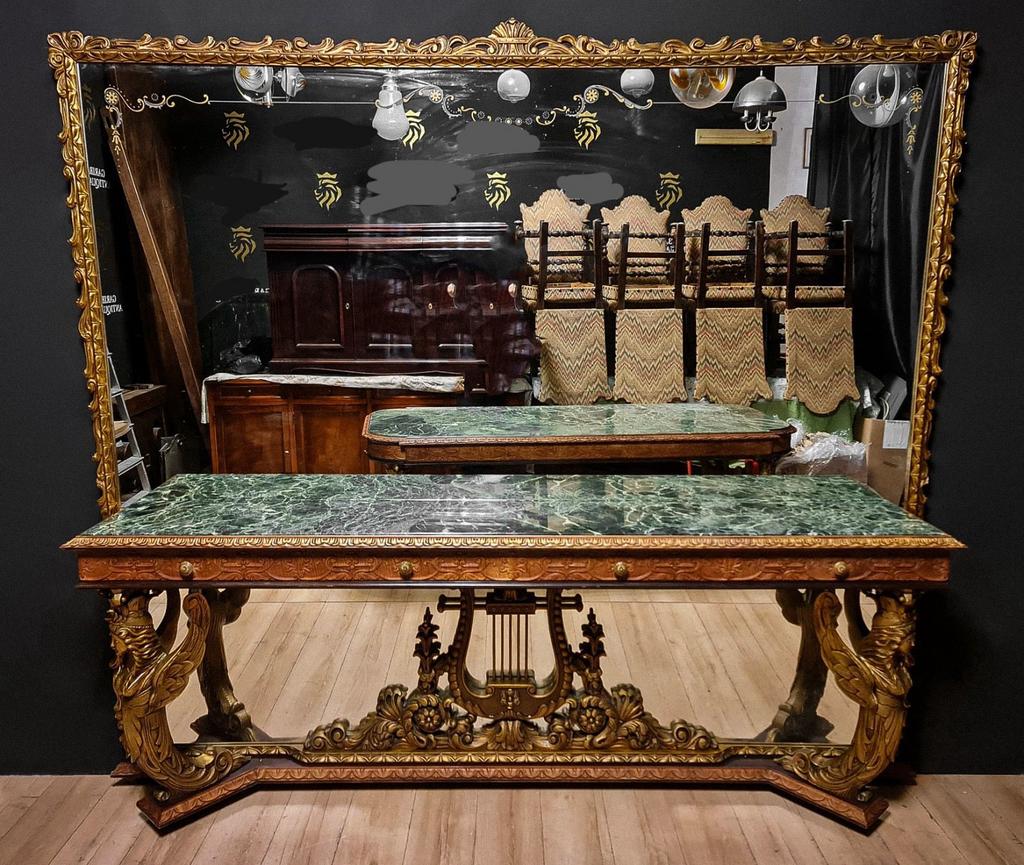 Prachtige antieke eetkamer, Ophalen