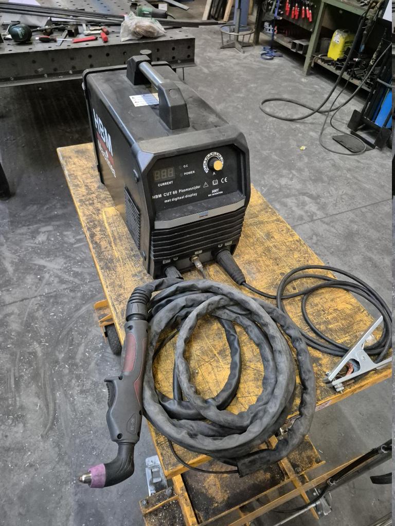 plasmasnijder cut 60, Doe-het-zelf en Bouw, Ophalen, Zo goed als nieuw