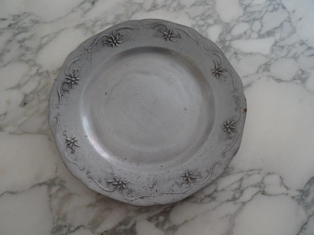 Tinnen bord van Ernest PATRIS (1909-1981)., Ophalen of Verzenden