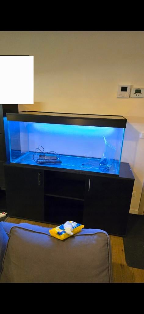 Aquarium 300l avec armoire, Animaux & Accessoires, Poissons | Aquariums & Accessoires, Enlèvement, Filter, Juwel