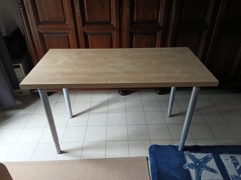 Table de bureau en hêtre, Maison & Meubles, Enlèvement