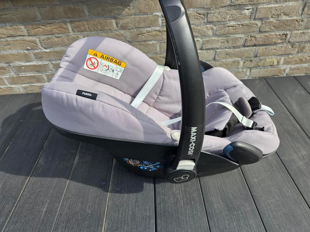 Maxi-Cosi Pebble baby autostoel, Kinderen en Baby's, Autostoeltjes, Gebruikt, Maxi-Cosi, Autogordel, Ophalen of Verzenden