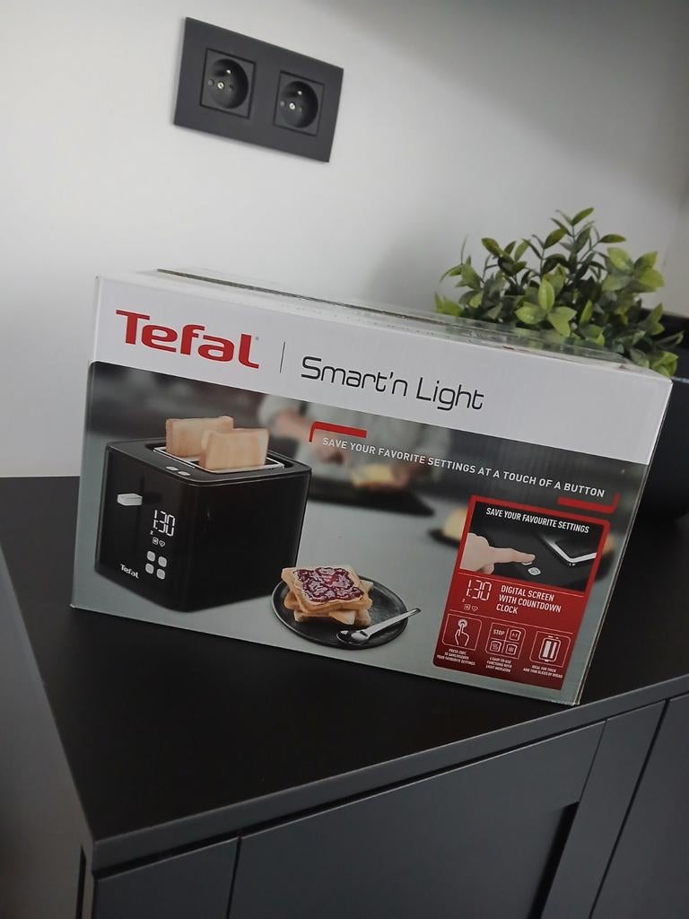 NIEUW tefal broodrooster, Elektronische apparatuur, Broodroosters, Ophalen