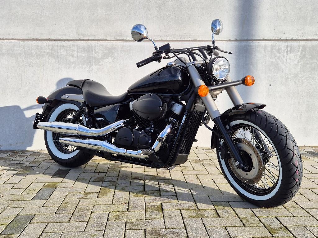 HONDA SHADOW 750 BLACK SPIRIT A2 incl. garantie en keuring, Motos, Motos | Honda, Particulier, Chopper, 12 à 35 kW, 2 cylindres