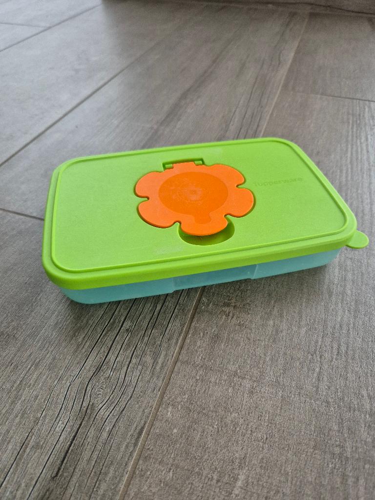Tupperware harde doos vochtige doekjes, Enfants & Bébés, Bains & Soins, Utilisé, Autres types, Autres marques, Standard, Enlèvement